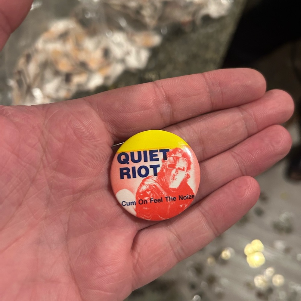 Quiet Riot Button Pin retro 80’s collectible rock & roll  pin